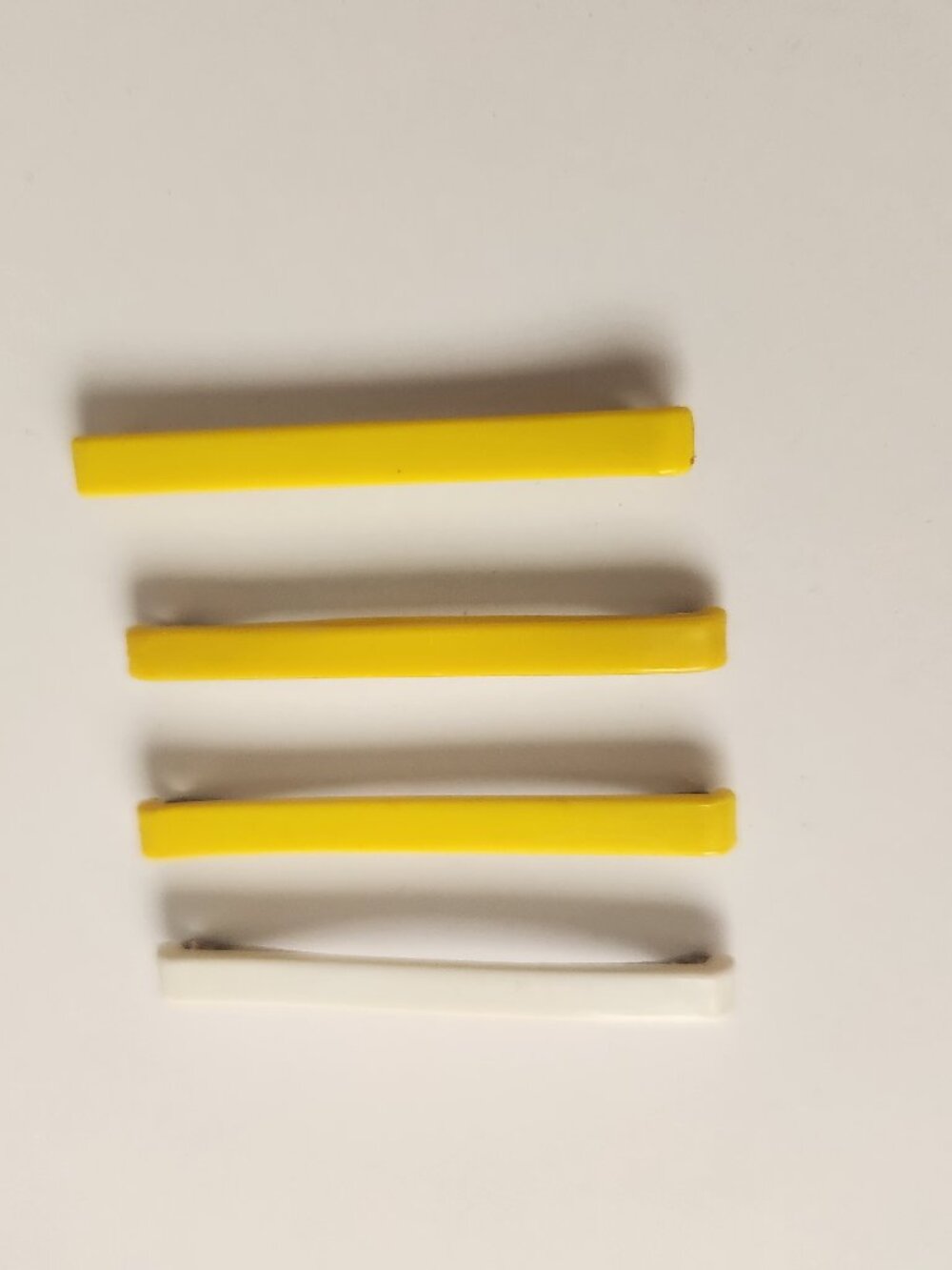 Vintage Goody Stay Tight Clasp Clip Hair Barrettes 2" Yellow and White